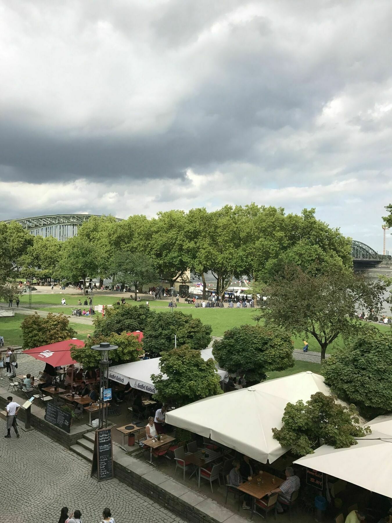 City Apartment Koln Bagian luar foto