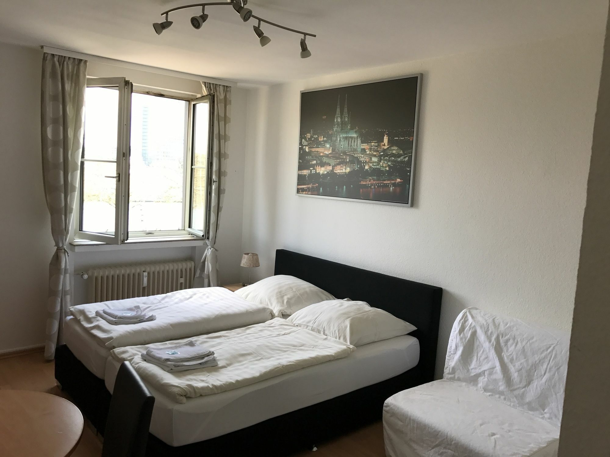 City Apartment Koln Bagian luar foto